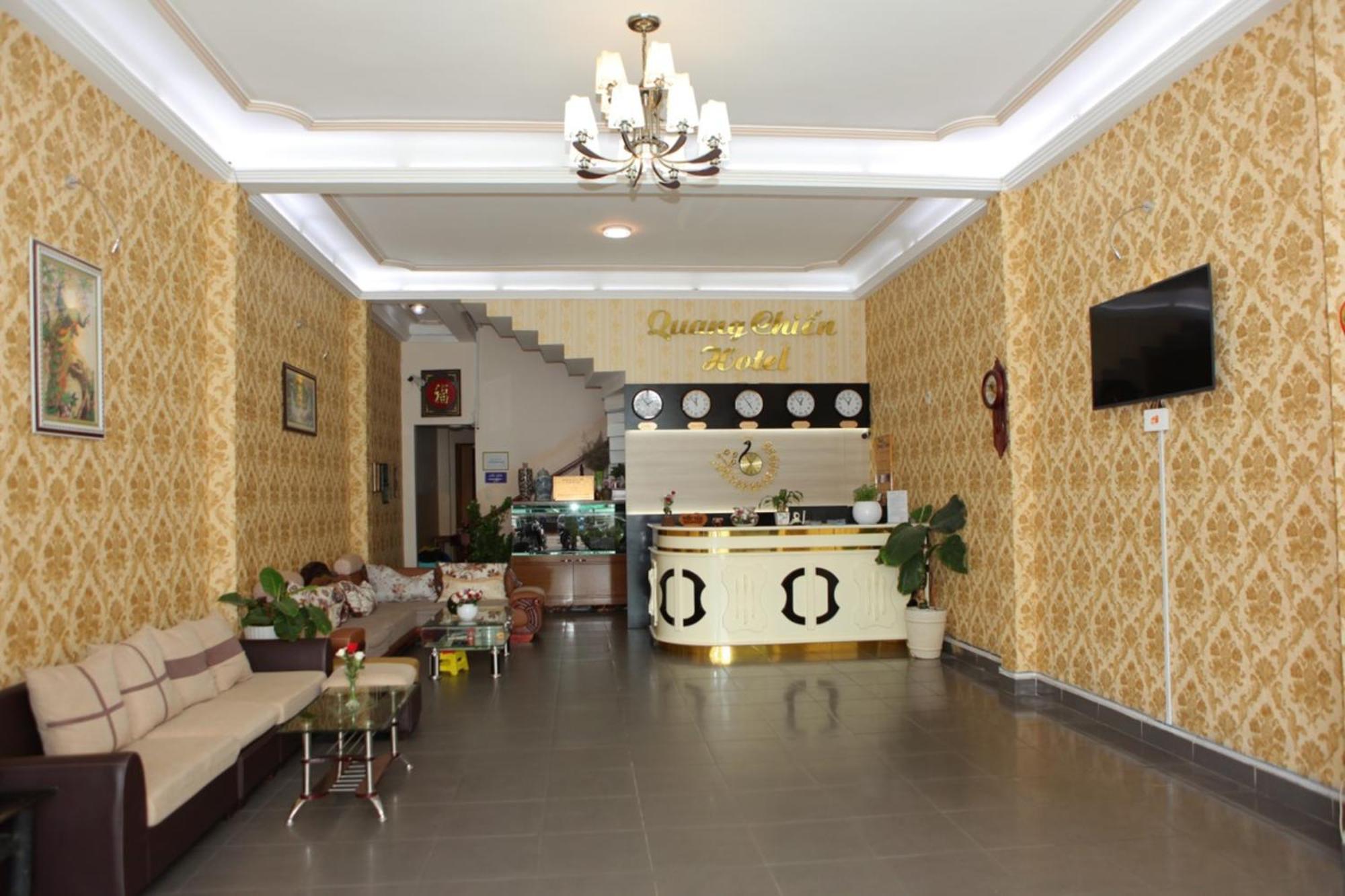 Quang Chien Hotel Dalat Exteriér fotografie
